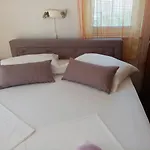 Ljubo Стари Град